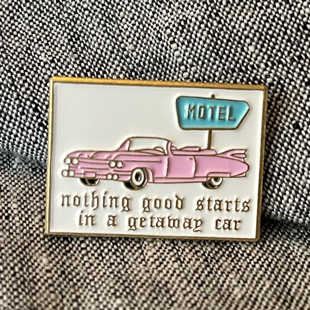 ✨2/$16 or 3/$20✨ “Getaway Car” Enamel Pin Taylor Swift Reputation Album - Picture 2 of 5